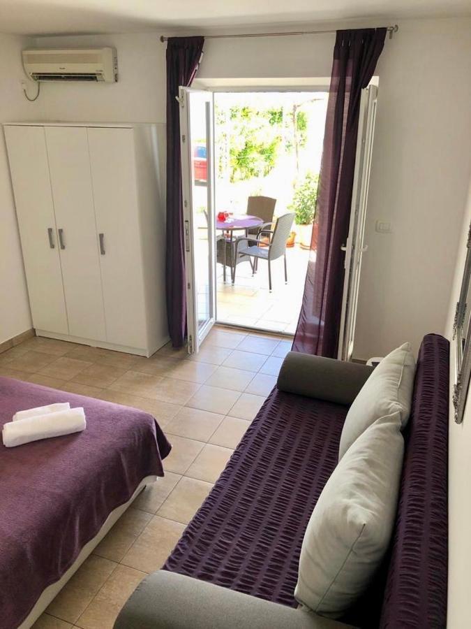 Apartmani “Kresimir” Omis Exterior photo