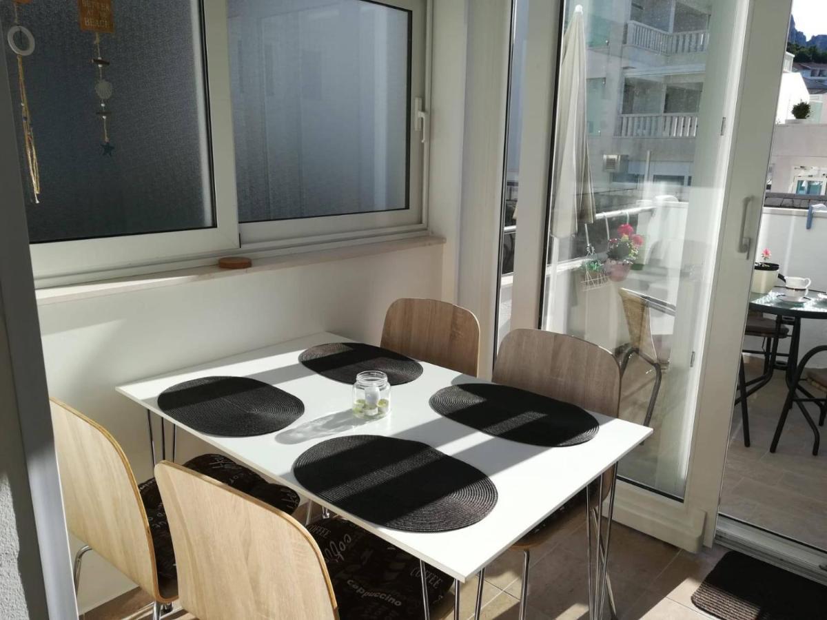 Apartmani “Kresimir” Omis Exterior photo