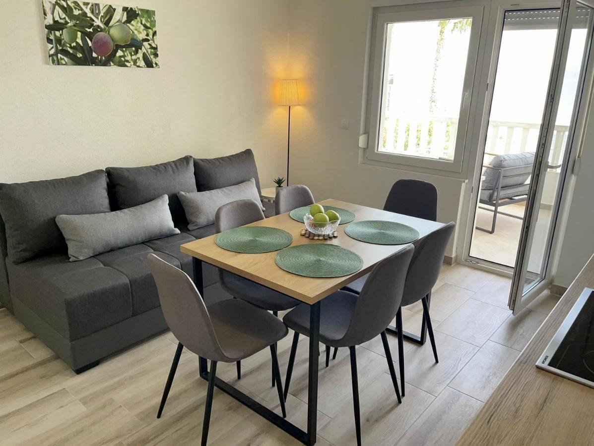 Apartmani “Kresimir” Omis Exterior photo