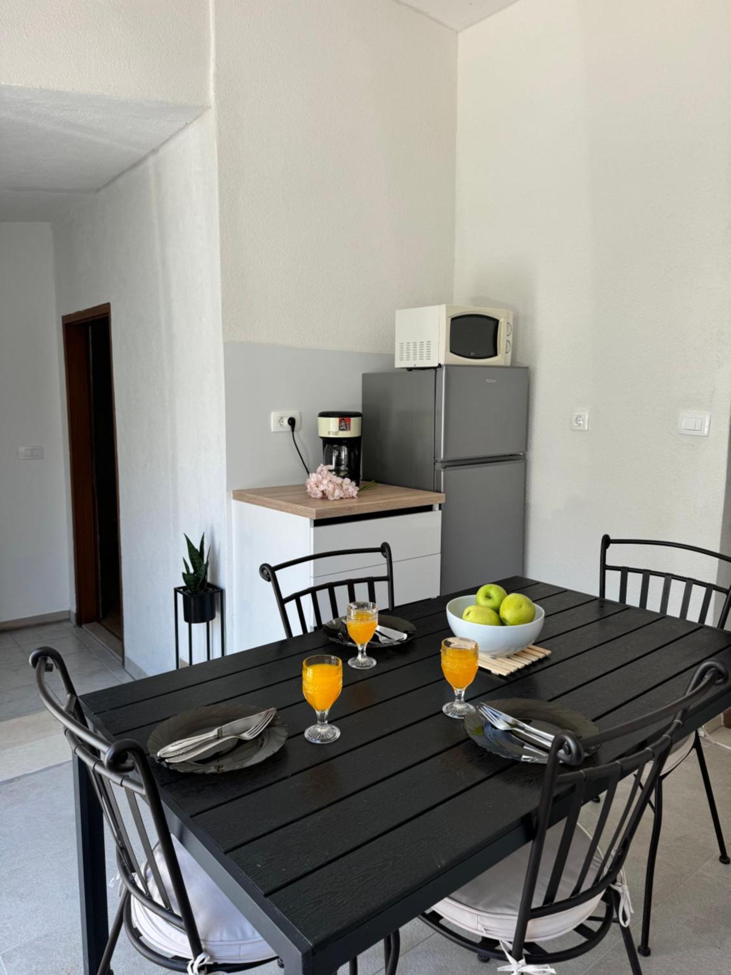 Apartmani “Kresimir” Omis Exterior photo